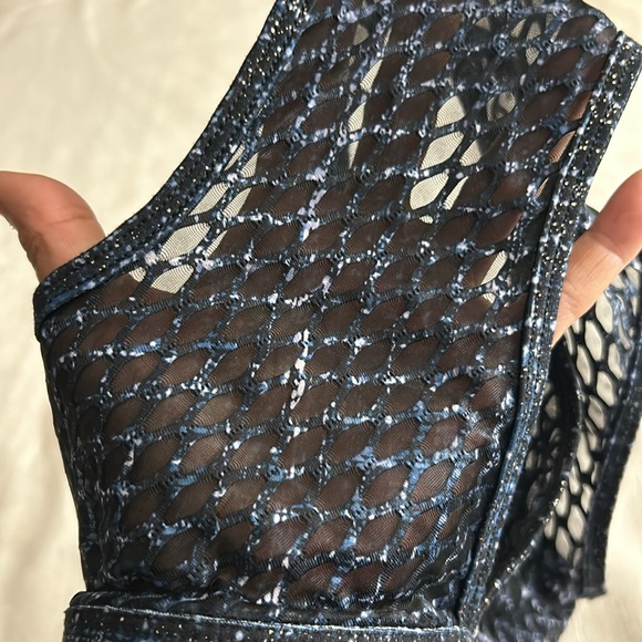 Peloton Sports Bra - Picture 6 of 9